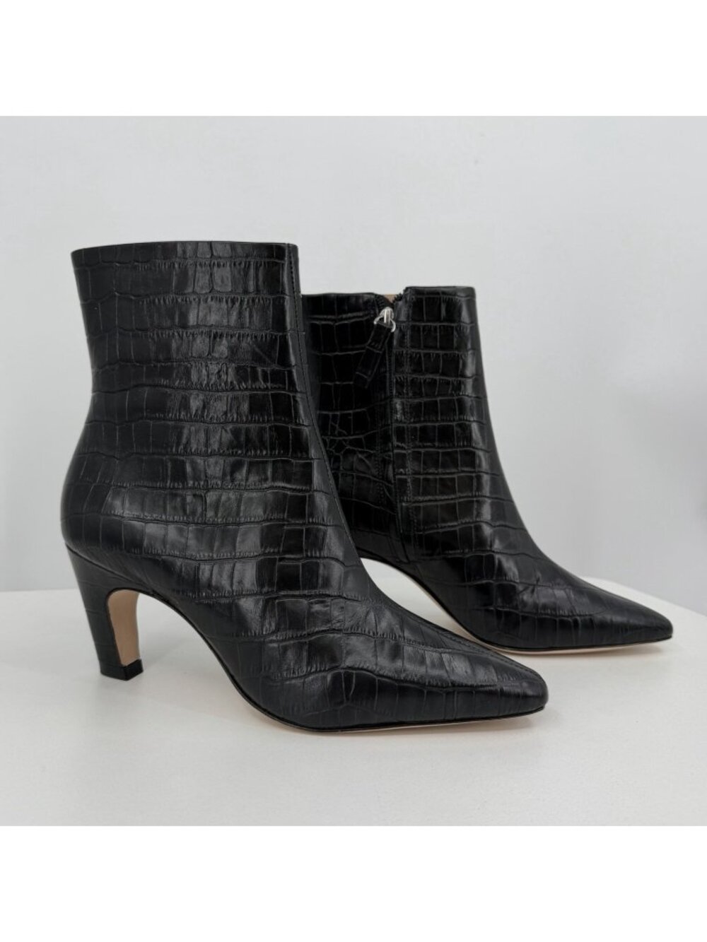 Everlane The Short Banana Heel Boot in Black Crocodile Leather 7.5 Ankle Zip